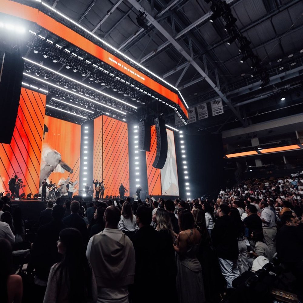 Palco do Vira 25 na Addition Arena, em Orlando